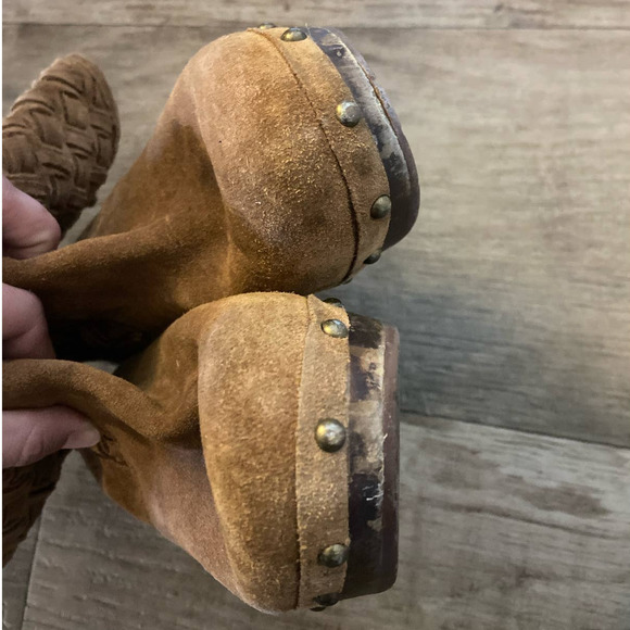 UGG AUSTRALIA Lynnea Weave Suede Studded Fold Over Clog Ankle Boot - Picture 6 of 13